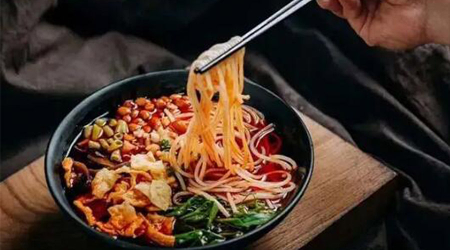 吃螺螄粉衣服上有味道如何快速解決！滾筒衣服烘干機(jī)有辦法